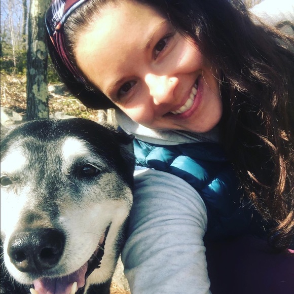 Meet your Posher, Sarah - Picture 2 of 2